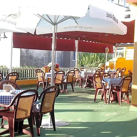 Siroco Hotel *