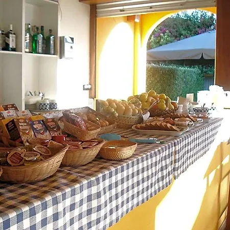 Hotel Siroco *
