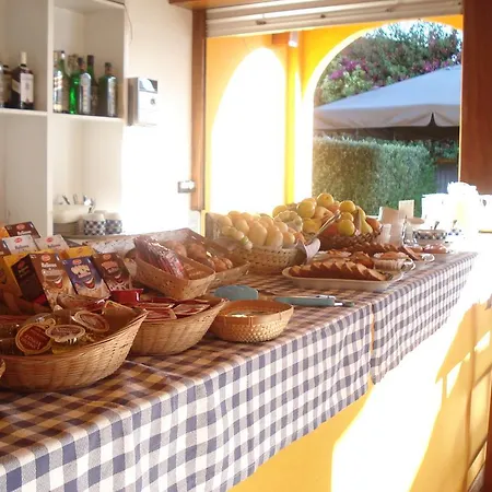Hotel Siroco *